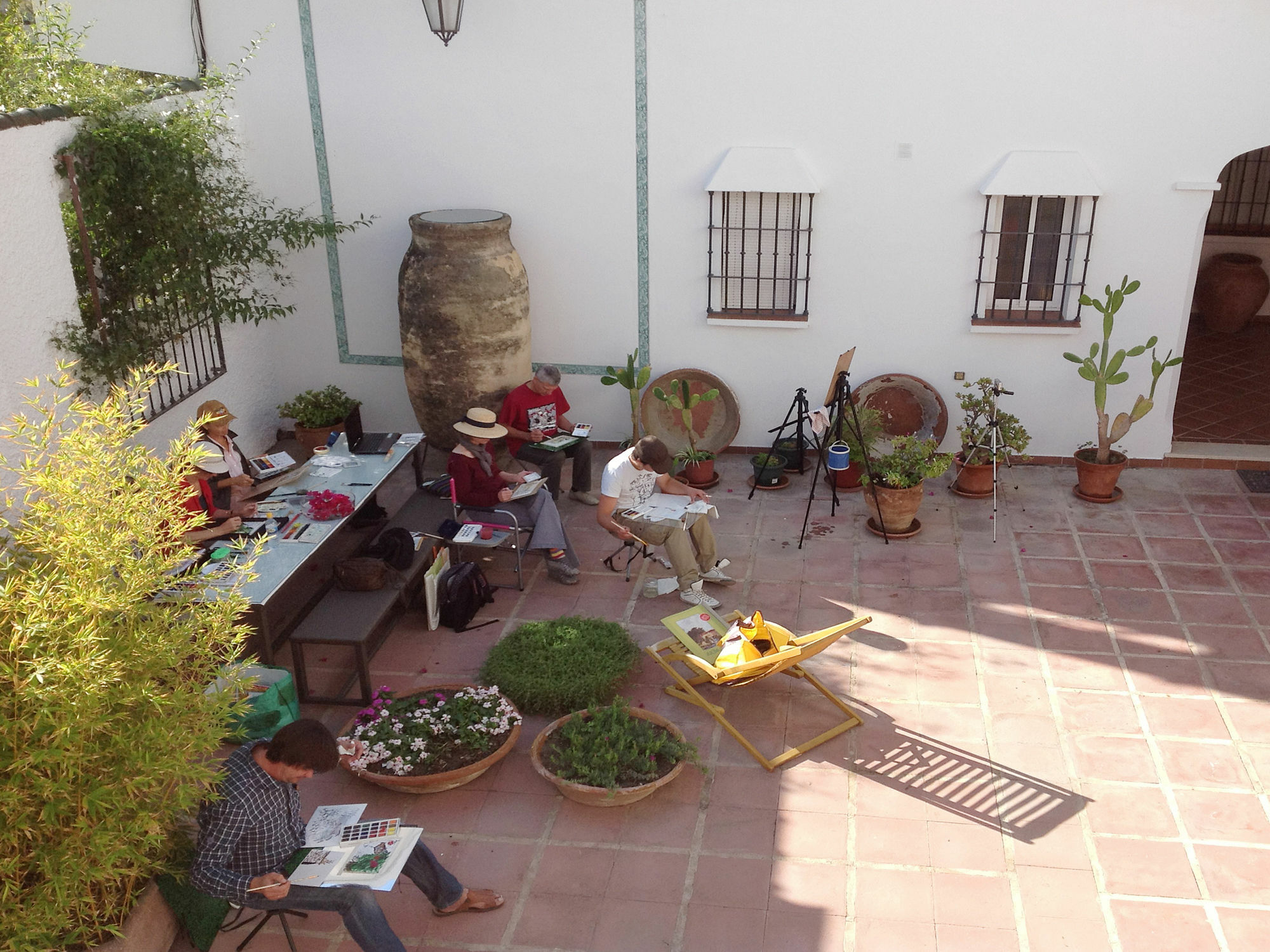 Apartamentos Turisticos La Mundial Malaga Exterior photo