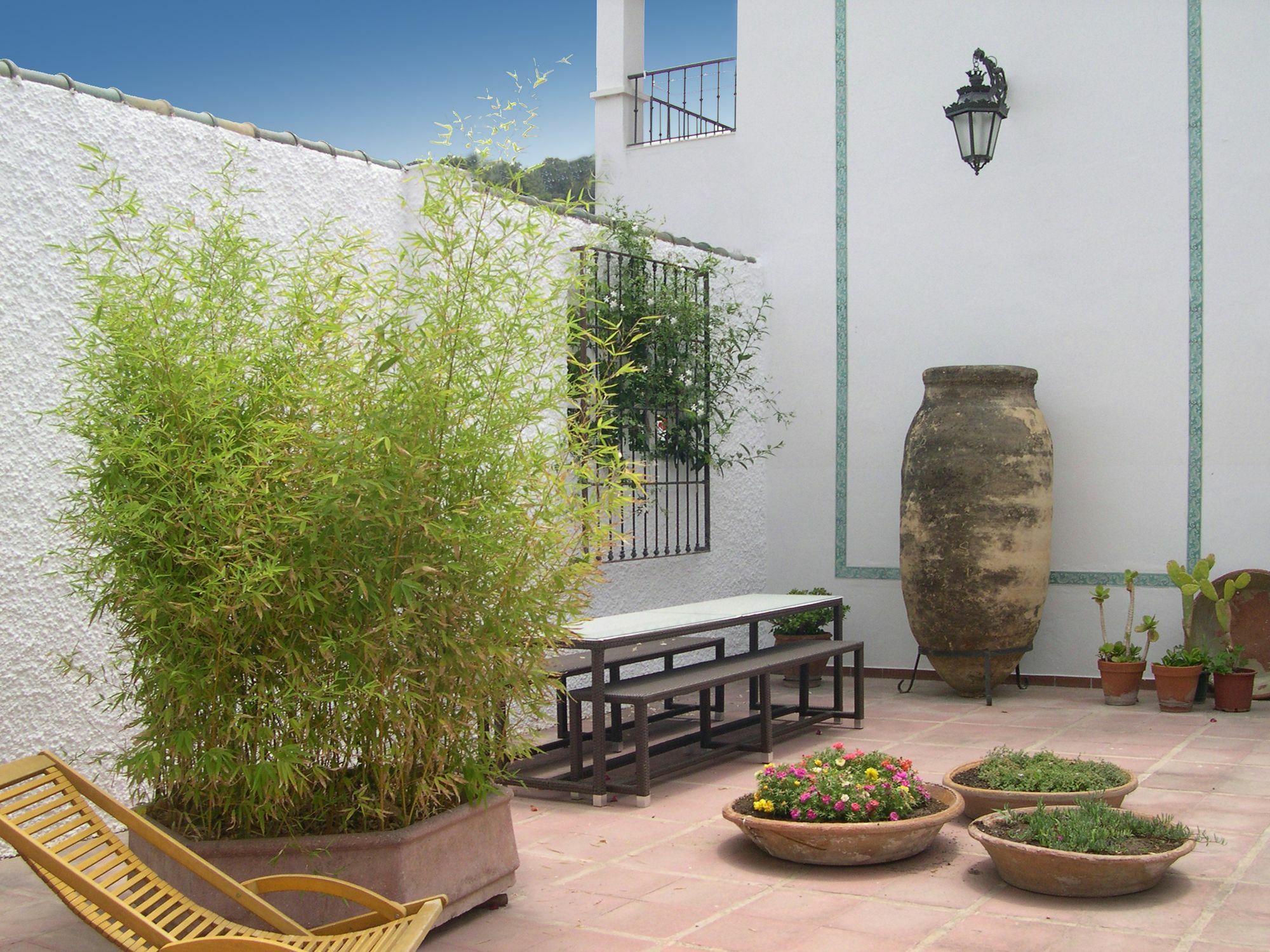 Apartamentos Turisticos La Mundial Malaga Exterior photo